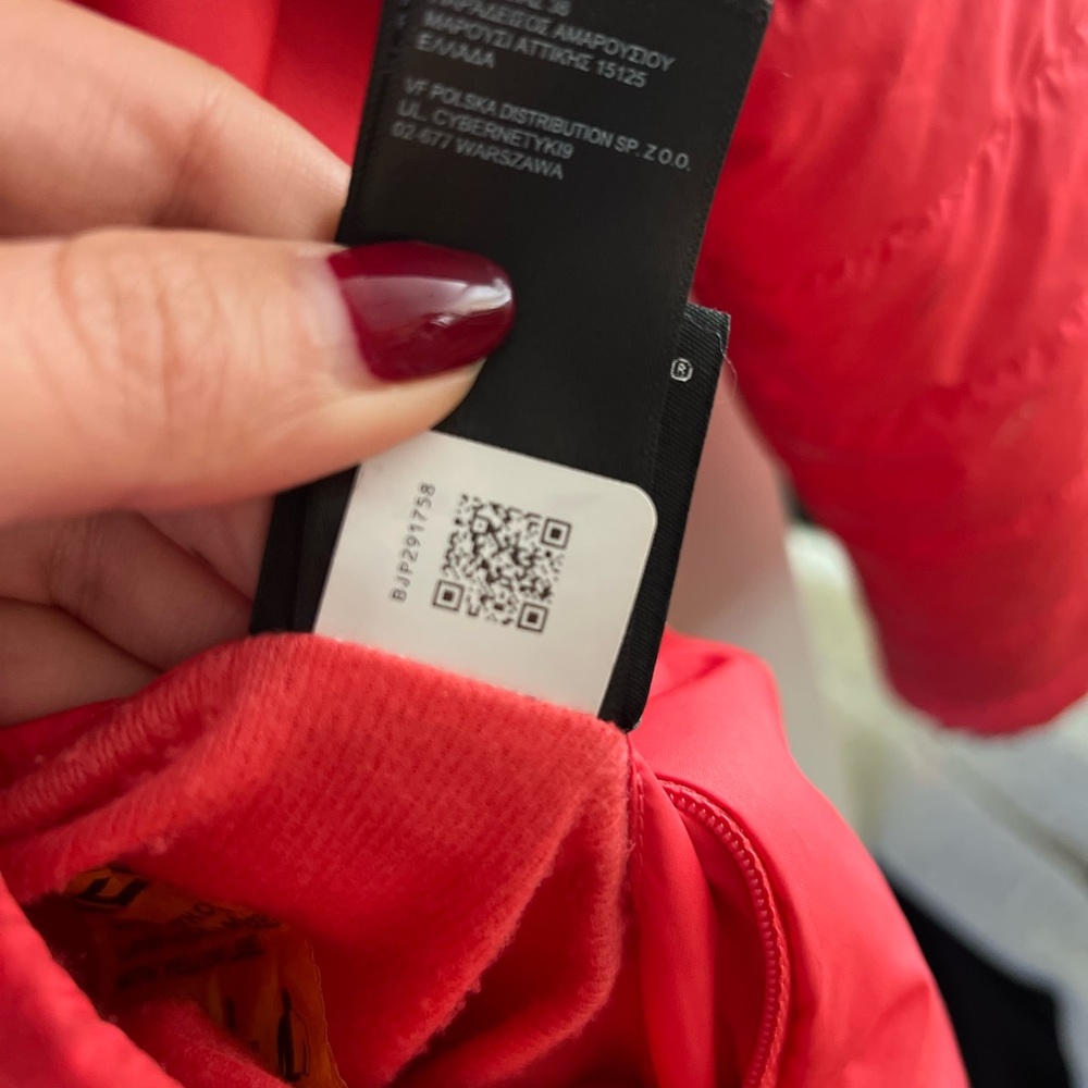 North face winter jacket - Picture 4 of 6